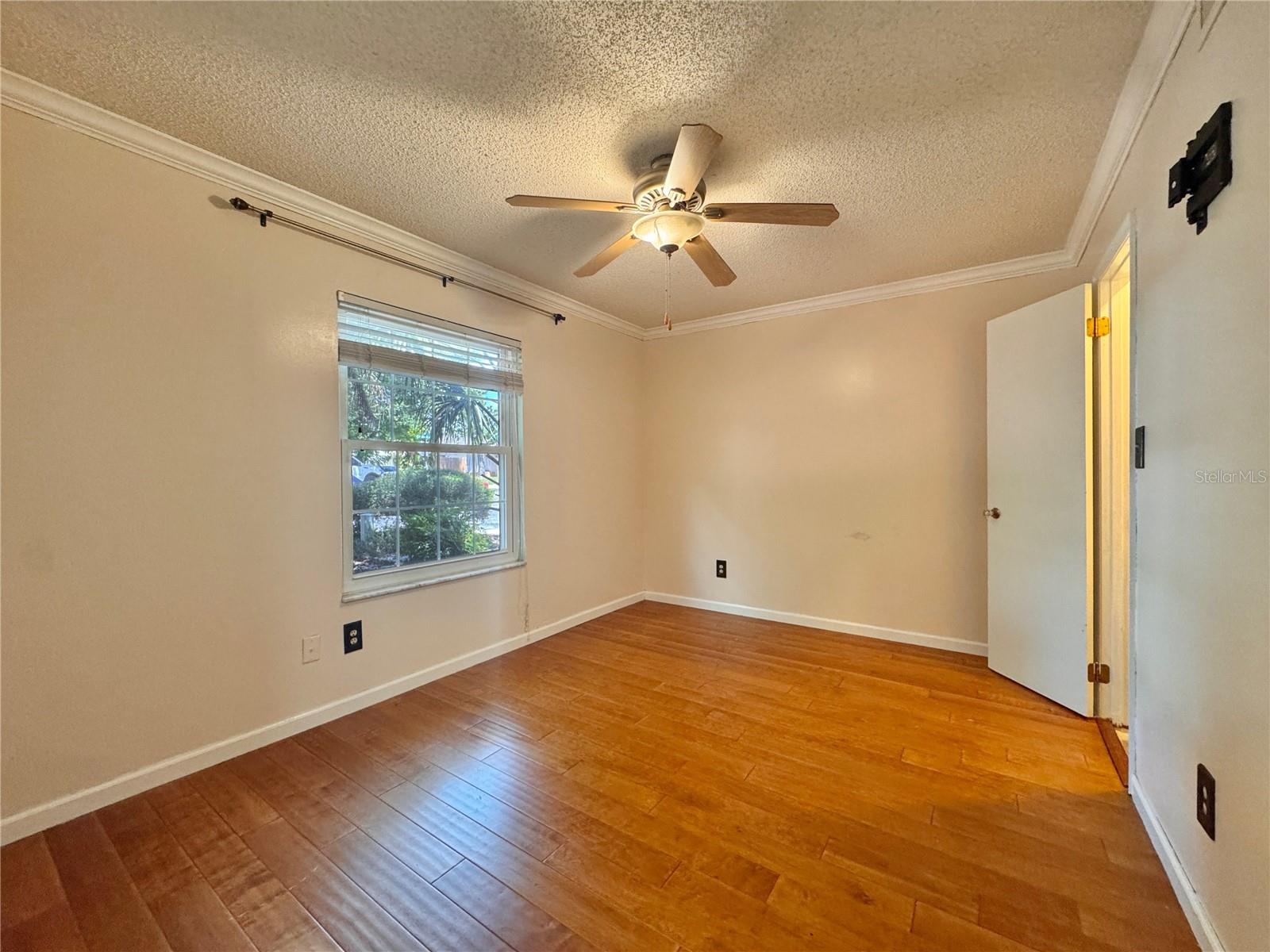Image 30 of 44 For 515 Carambola Avenue