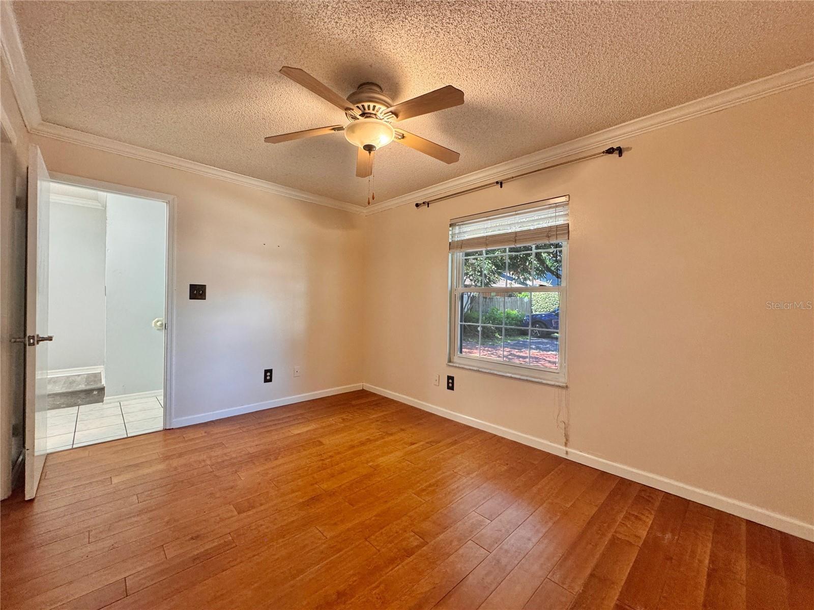 Image 31 of 44 For 515 Carambola Avenue