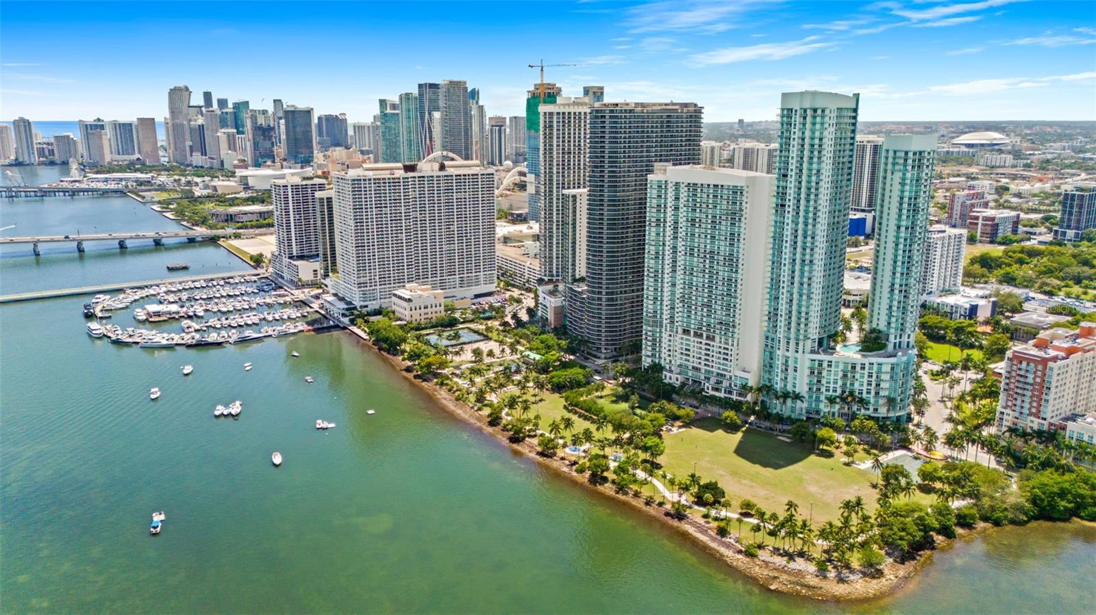 Image 3 of 31 For 1800 Bayshore Drive 3704