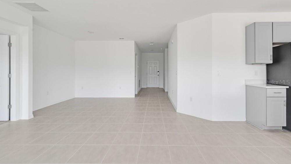 Image 5 of 44 For 4779 Yellow Elder Way