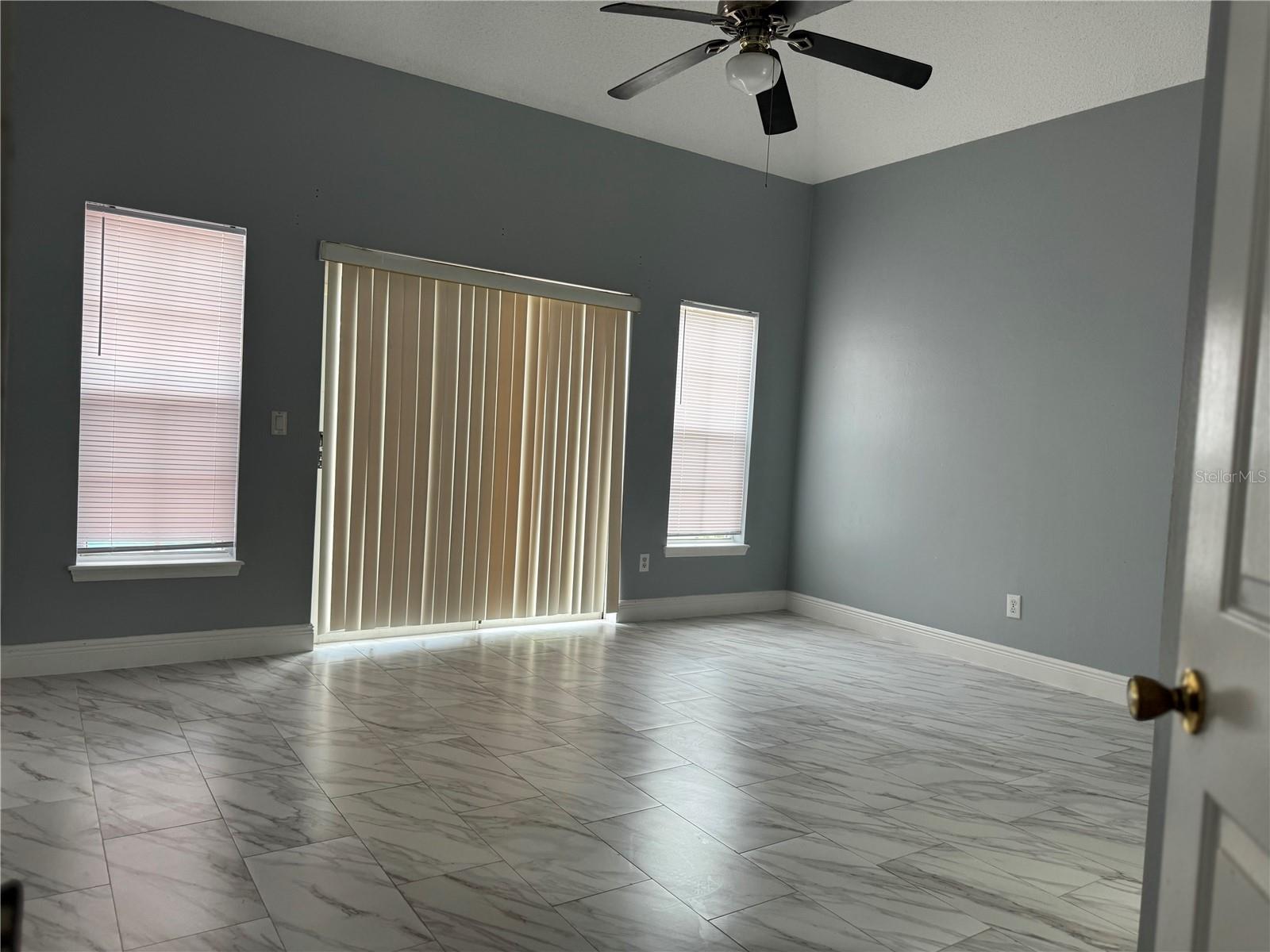 Image 17 of 30 For 1133 Byerly Way