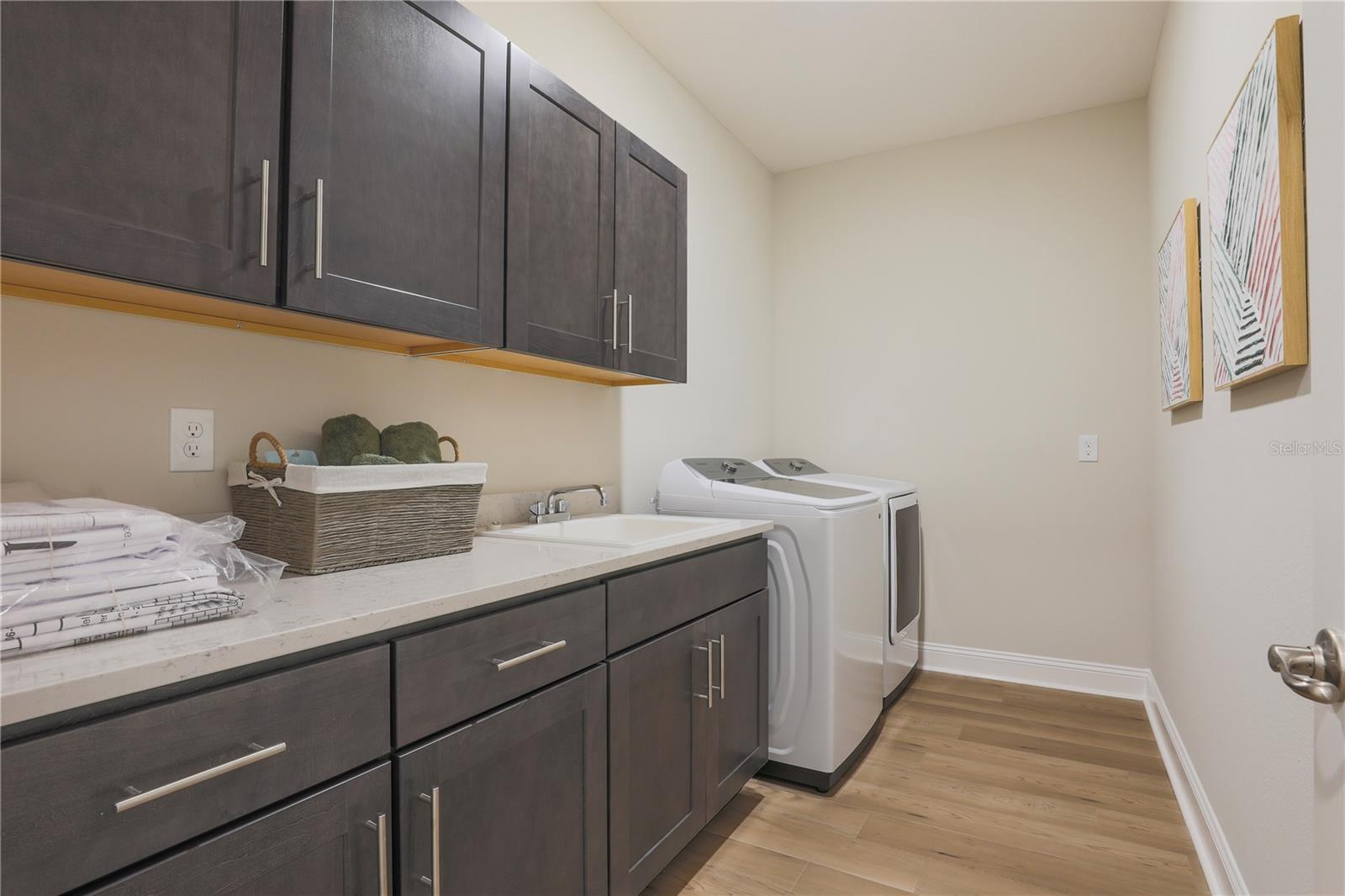 Image 21 of 27 For 12975 Stillwater Cove Drive