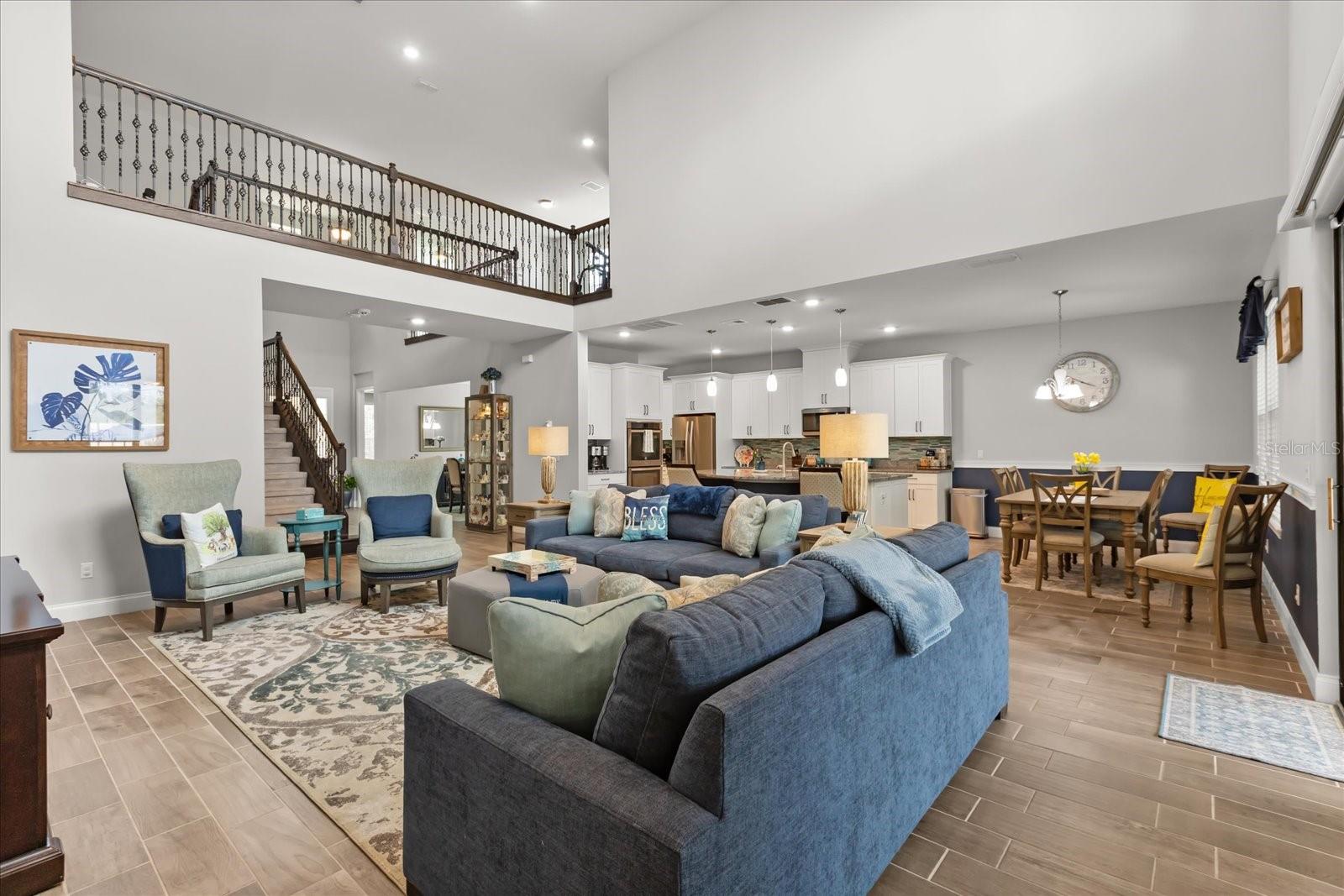 Image 19 of 61 For 8420 Vivaro Isle Way