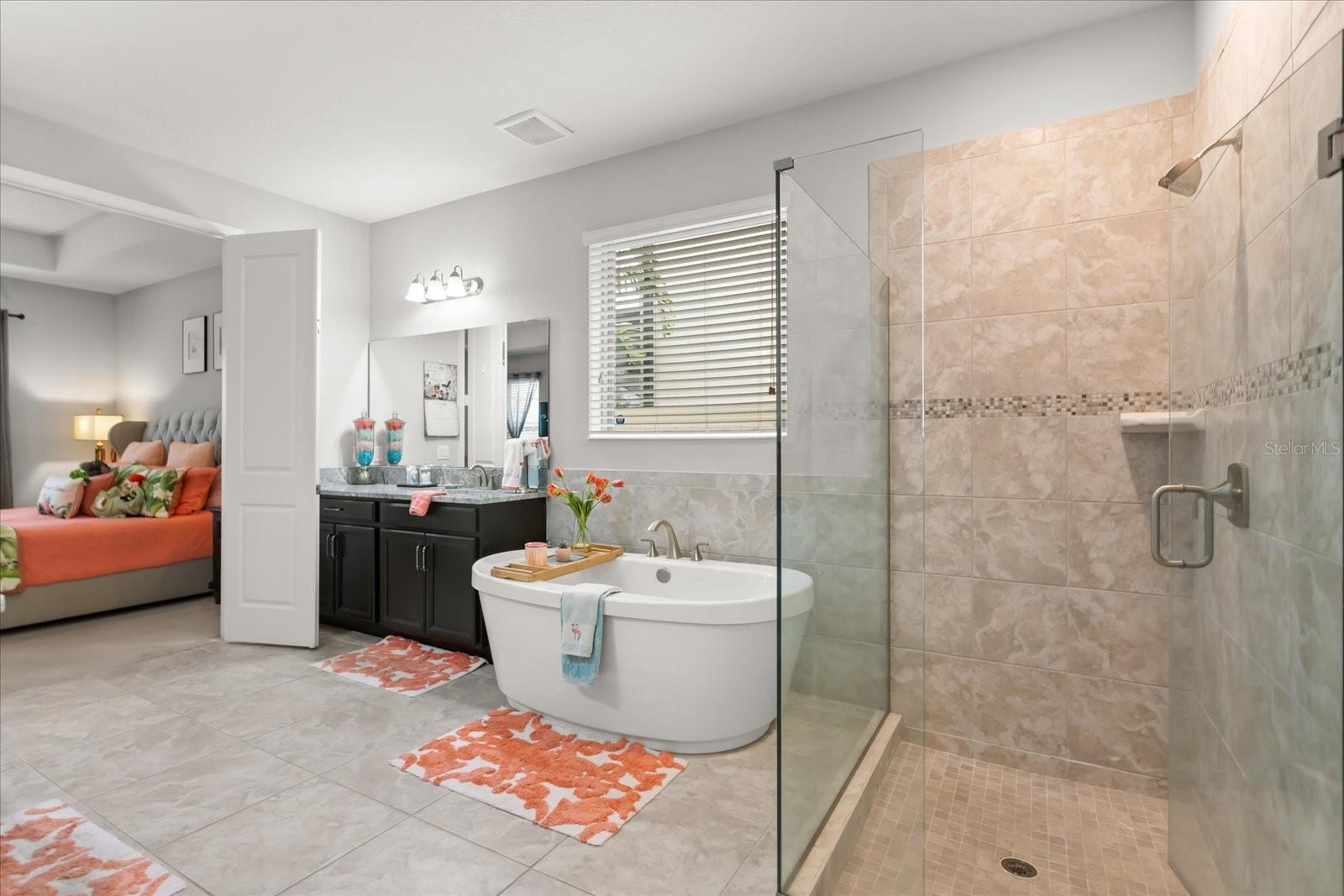 Image 27 of 61 For 8420 Vivaro Isle Way