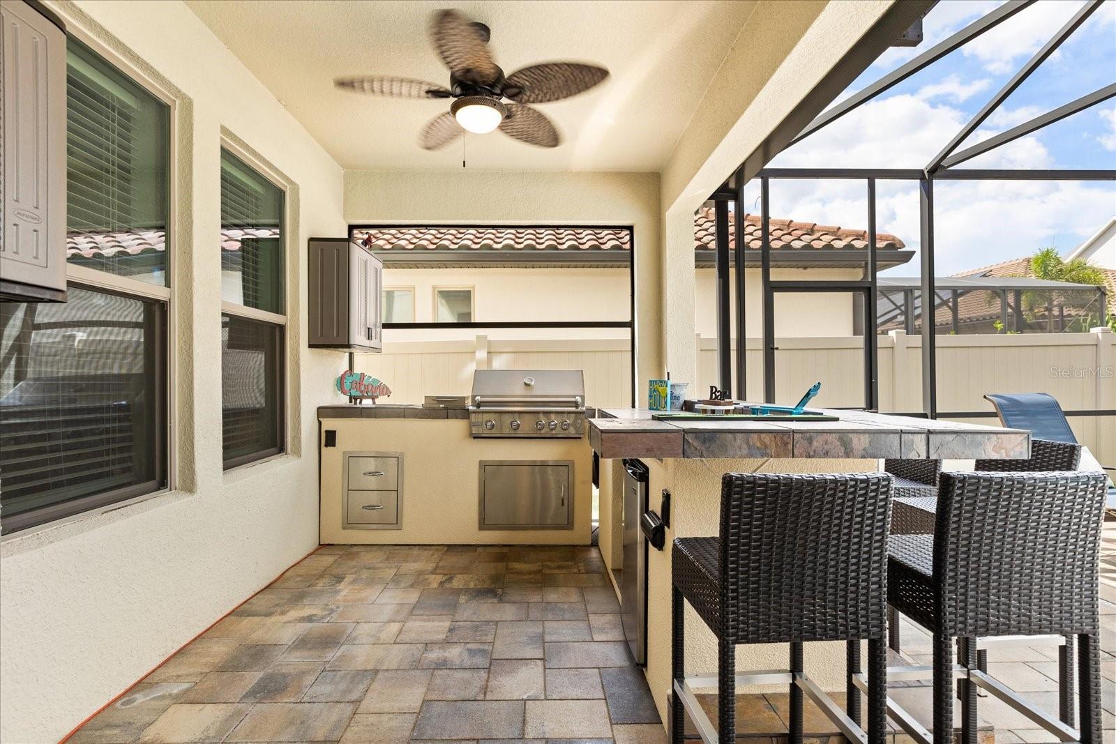 Image 29 of 61 For 8420 Vivaro Isle Way