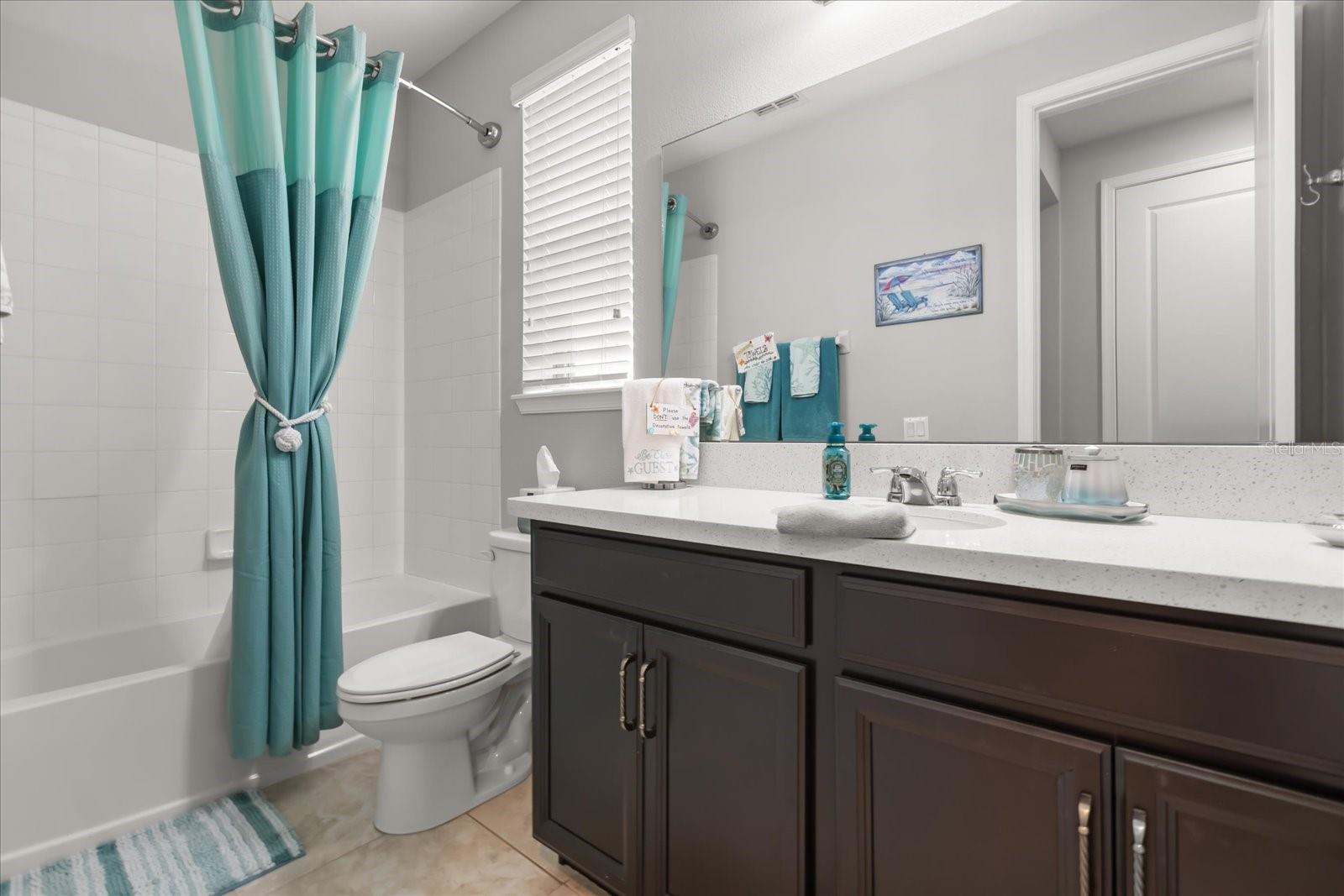 Image 45 of 61 For 8420 Vivaro Isle Way