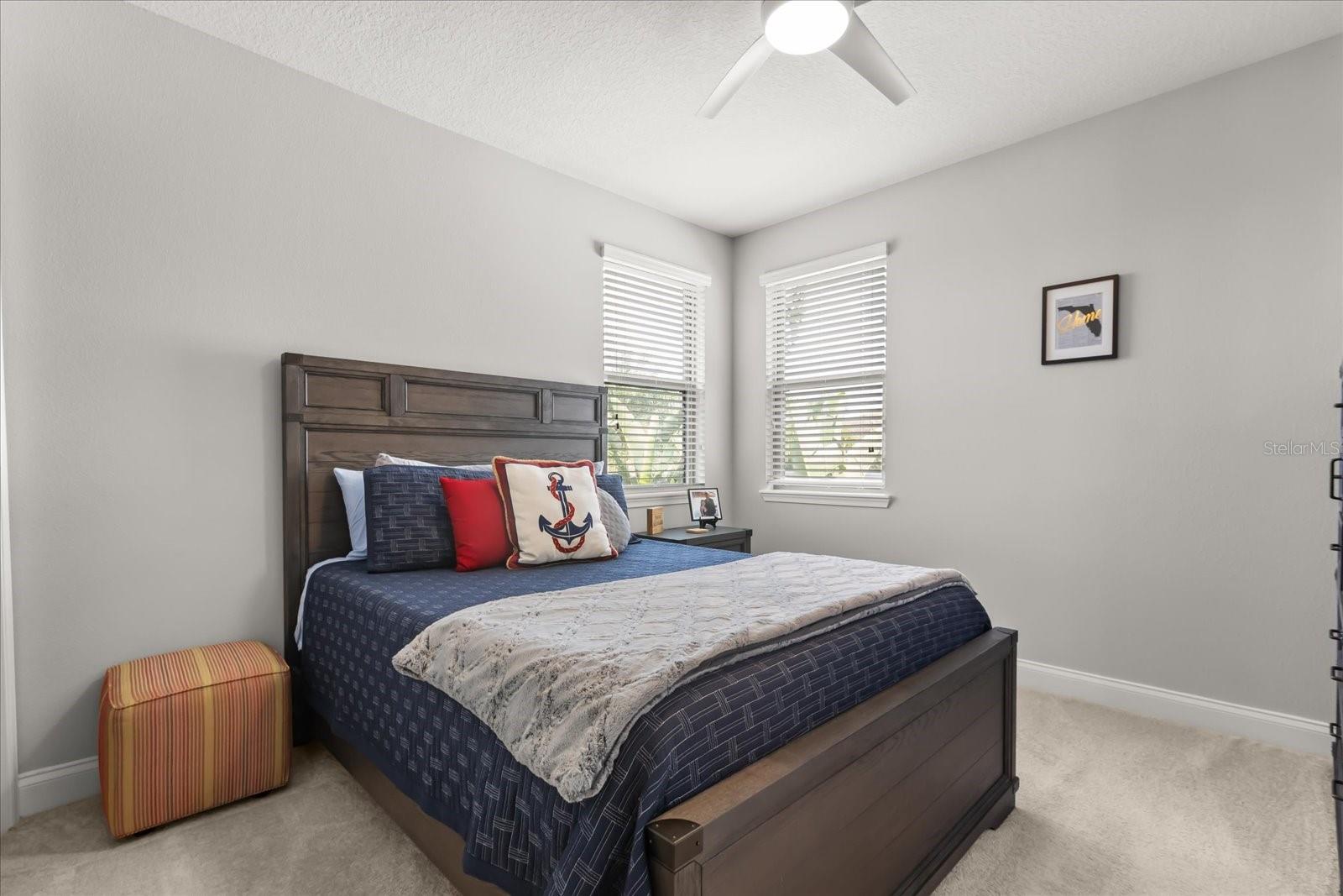 Image 52 of 61 For 8420 Vivaro Isle Way