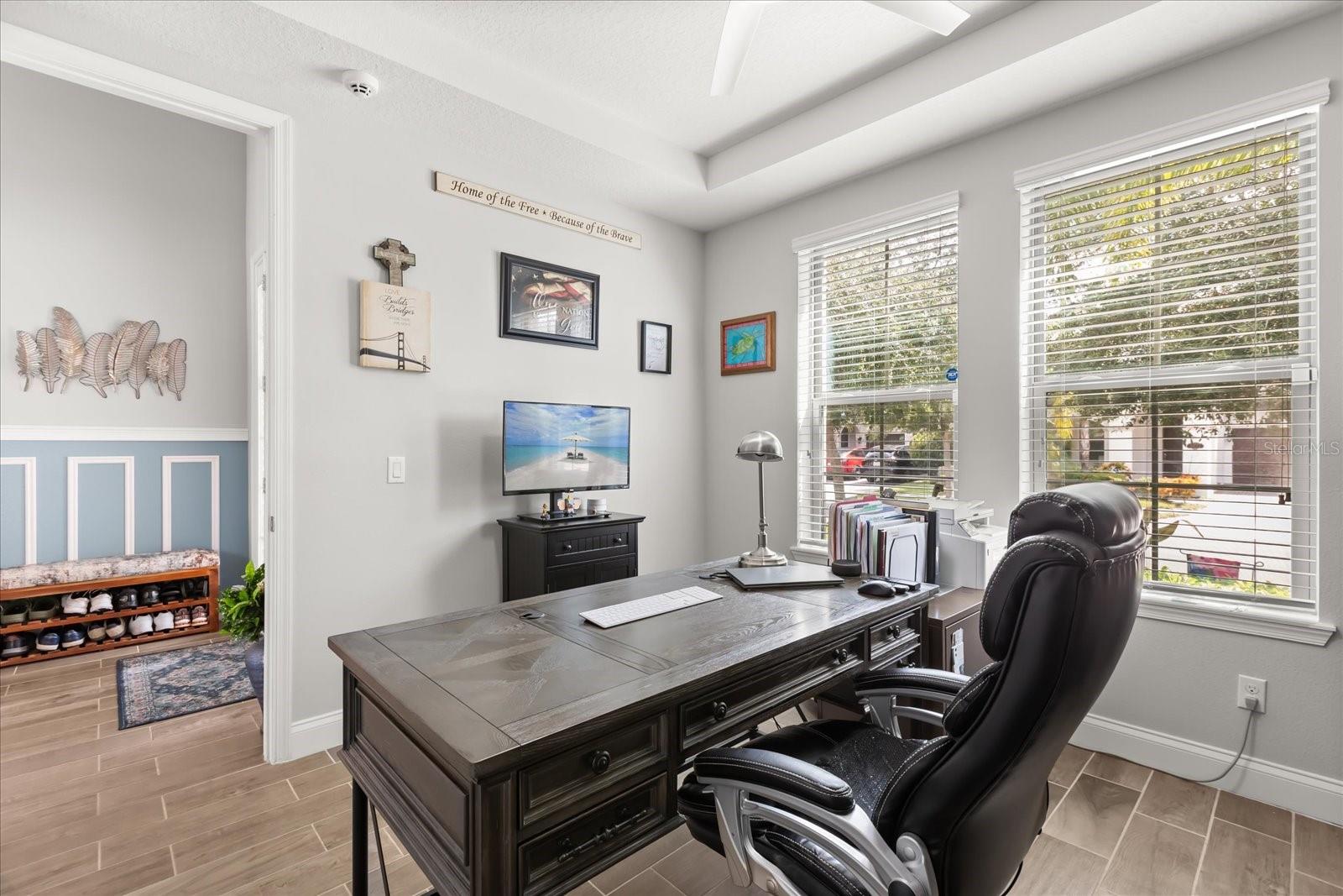 Image 9 of 61 For 8420 Vivaro Isle Way