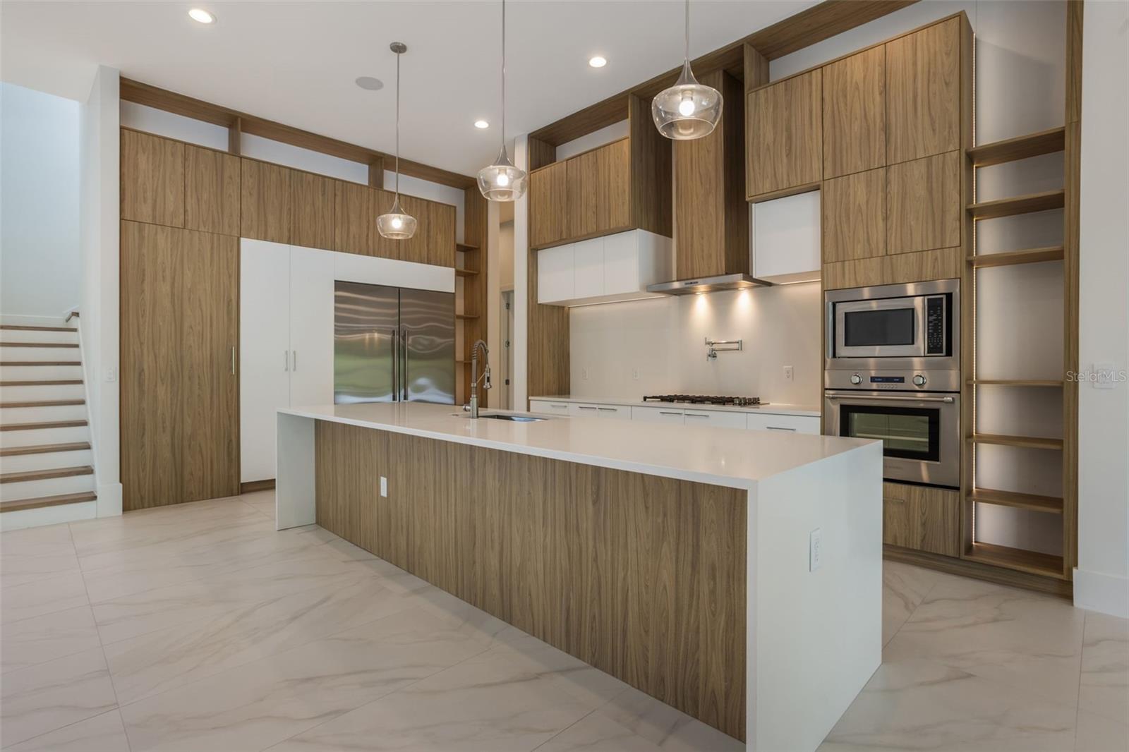 Image 12 of 72 For 16110 Pendio Drive