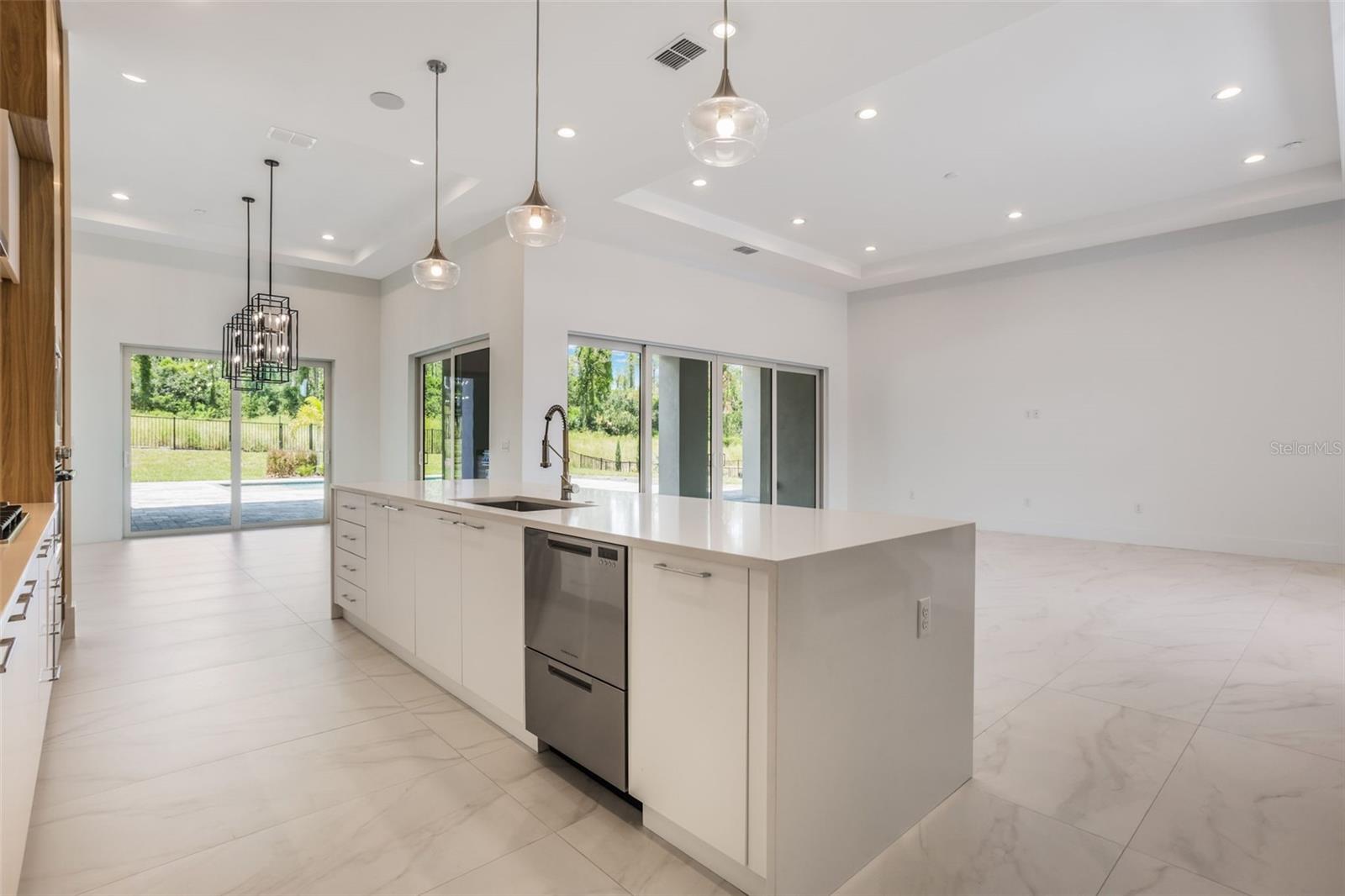 Image 16 of 72 For 16110 Pendio Drive