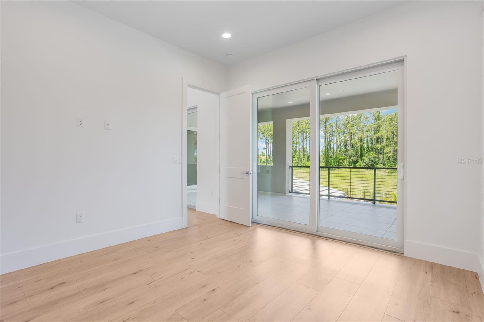 Image 27 of 72 For 16110 Pendio Drive