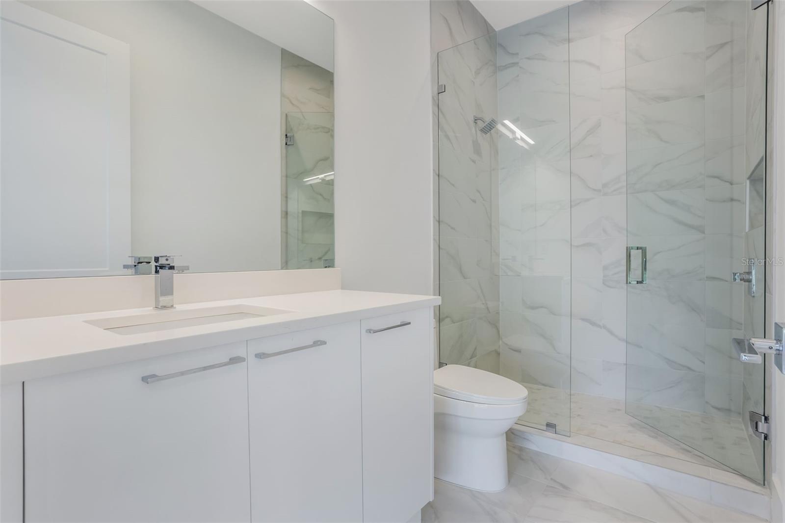 Image 38 of 72 For 16110 Pendio Drive