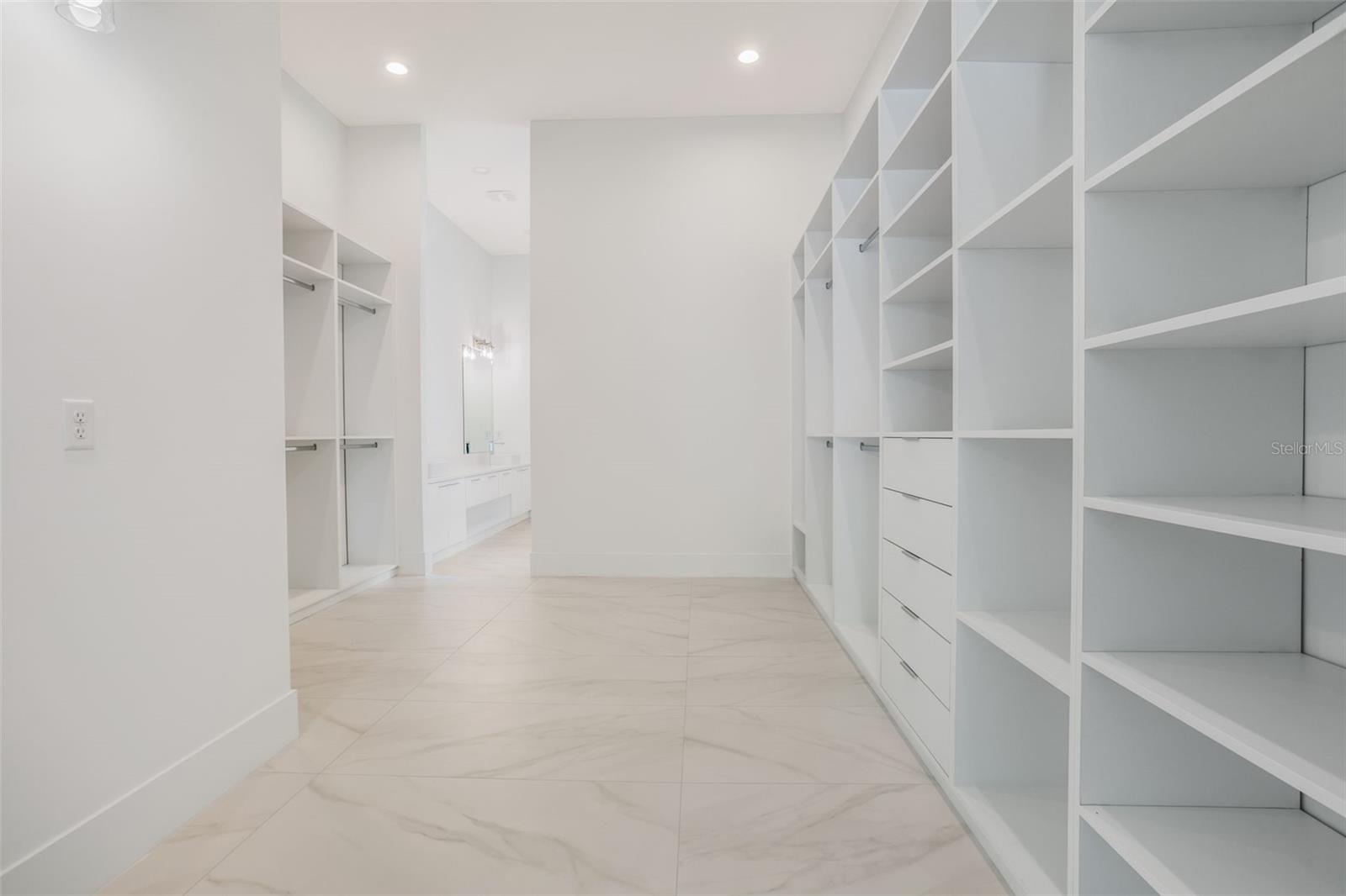 Image 44 of 72 For 16110 Pendio Drive