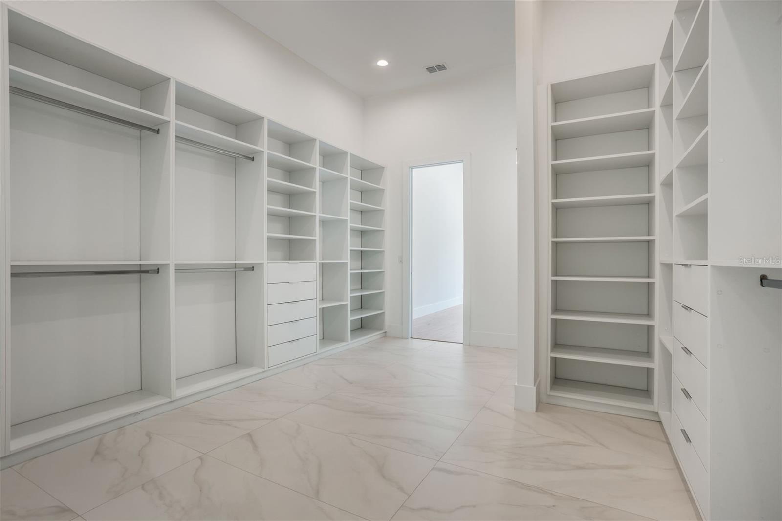 Image 45 of 72 For 16110 Pendio Drive
