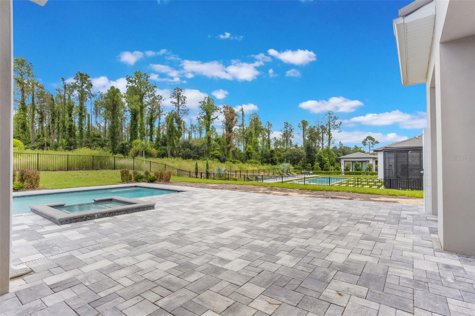 Image 54 of 72 For 16110 Pendio Drive