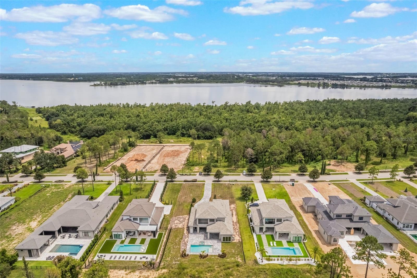 Image 69 of 72 For 16110 Pendio Drive