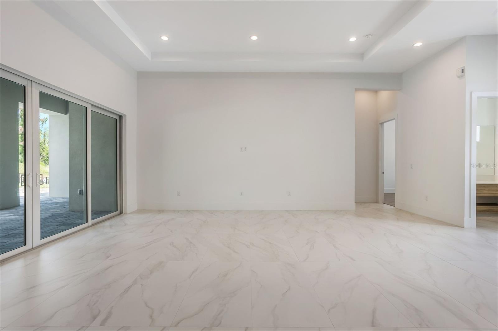 Image 7 of 72 For 16110 Pendio Drive
