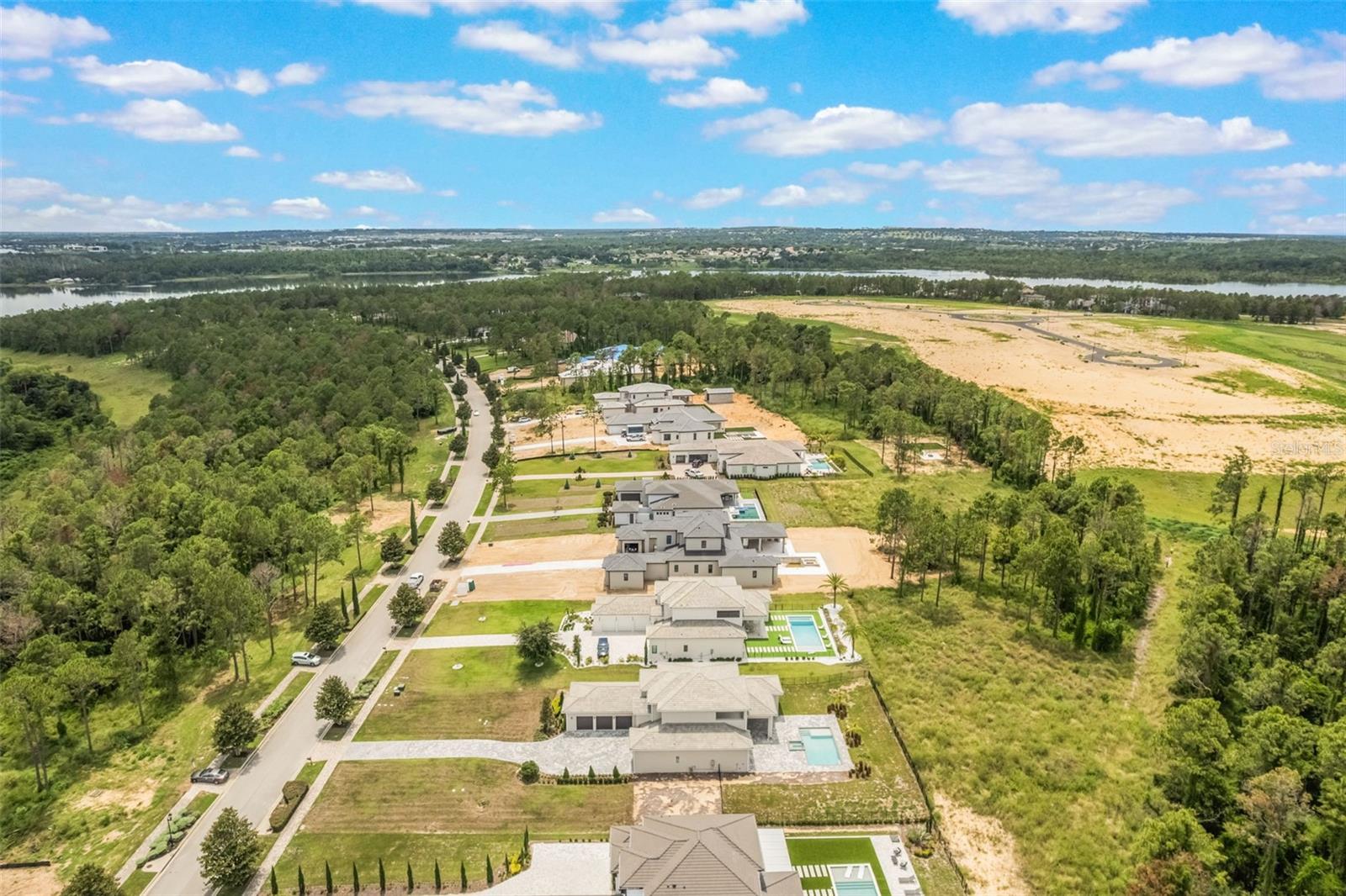 Image 71 of 72 For 16110 Pendio Drive
