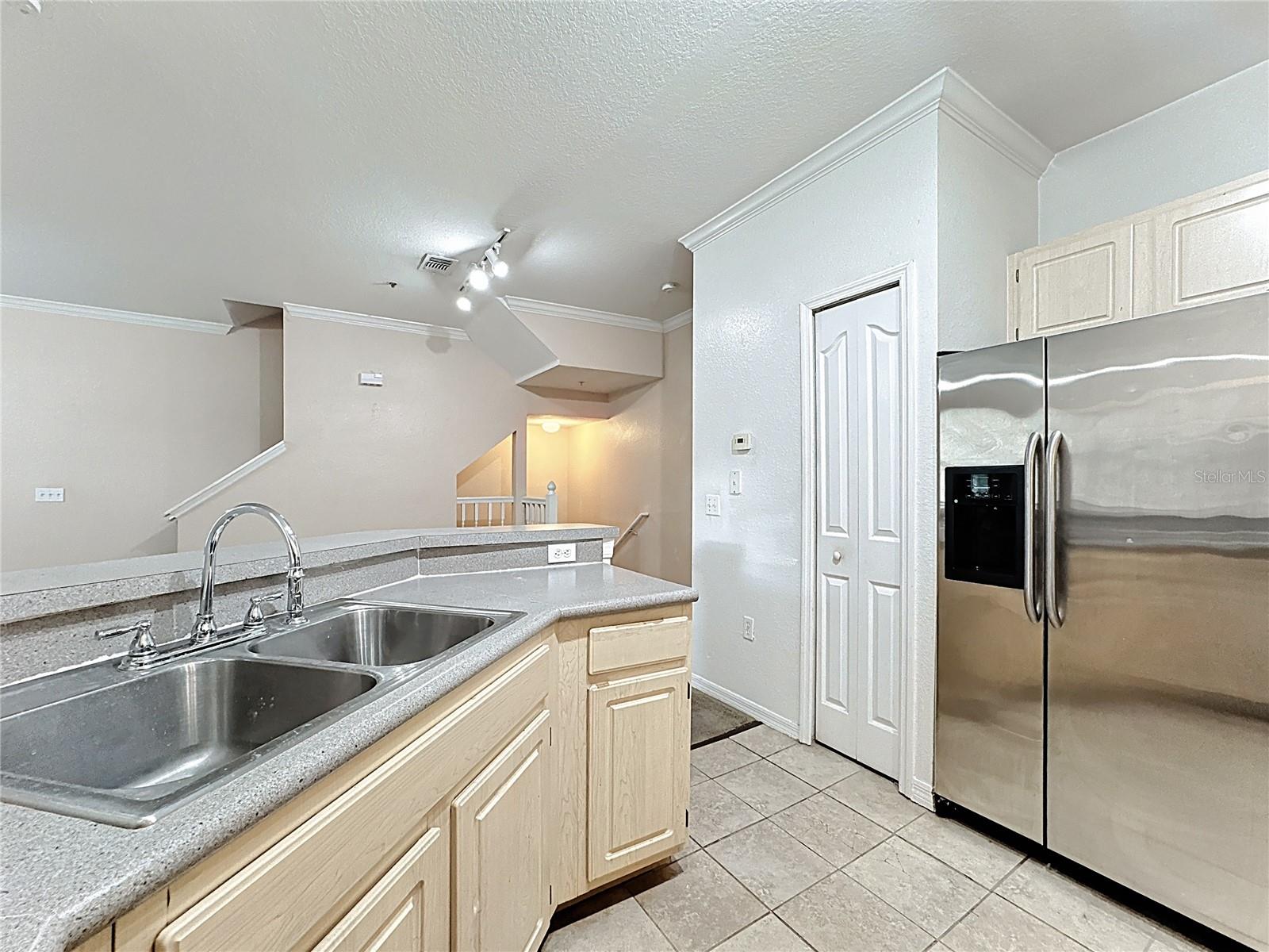 Image 12 of 32 For 3106 Legacy Lake Drive 3106