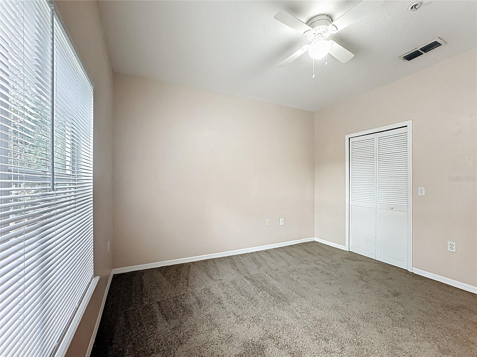 Image 27 of 32 For 3106 Legacy Lake Drive 3106