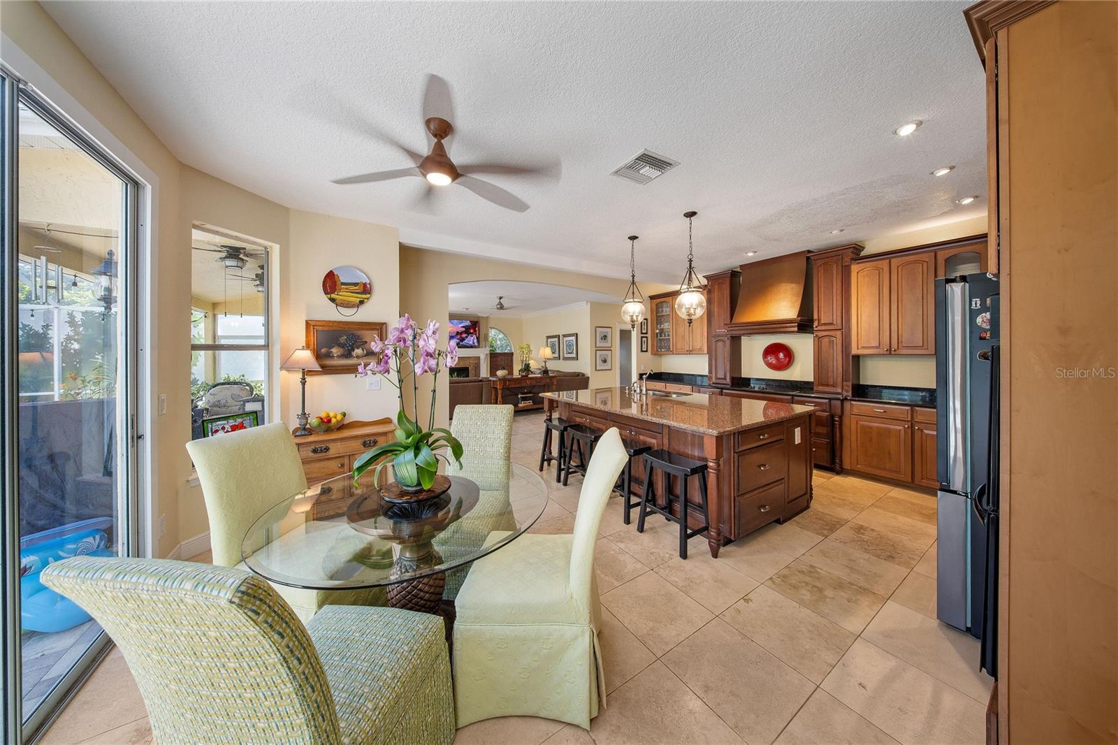 Image 15 of 59 For 676 Oak Hollow Way