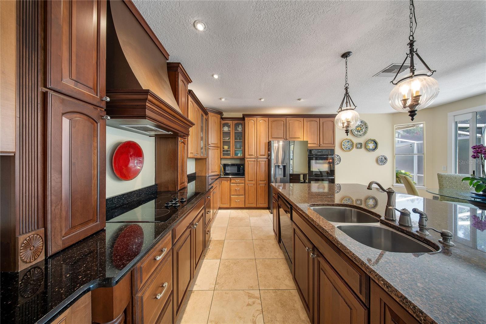 Image 16 of 59 For 676 Oak Hollow Way
