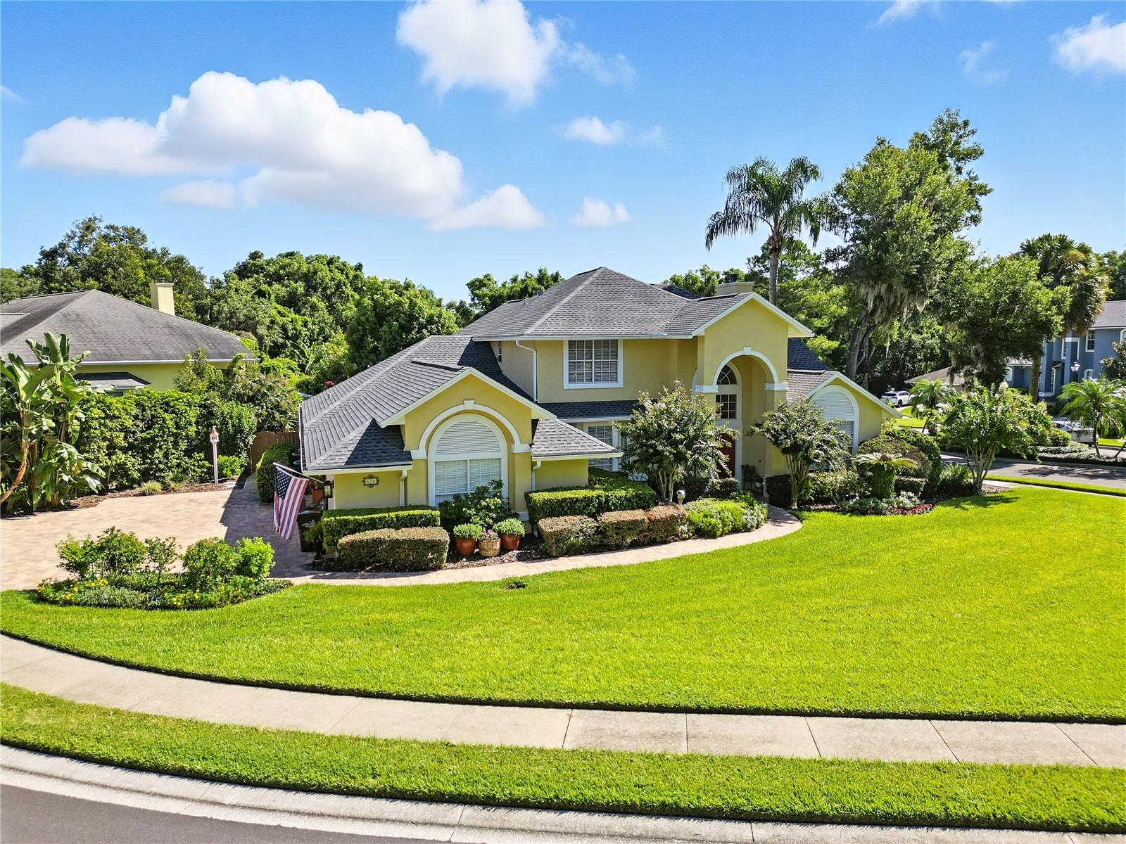 Image 2 of 59 For 676 Oak Hollow Way