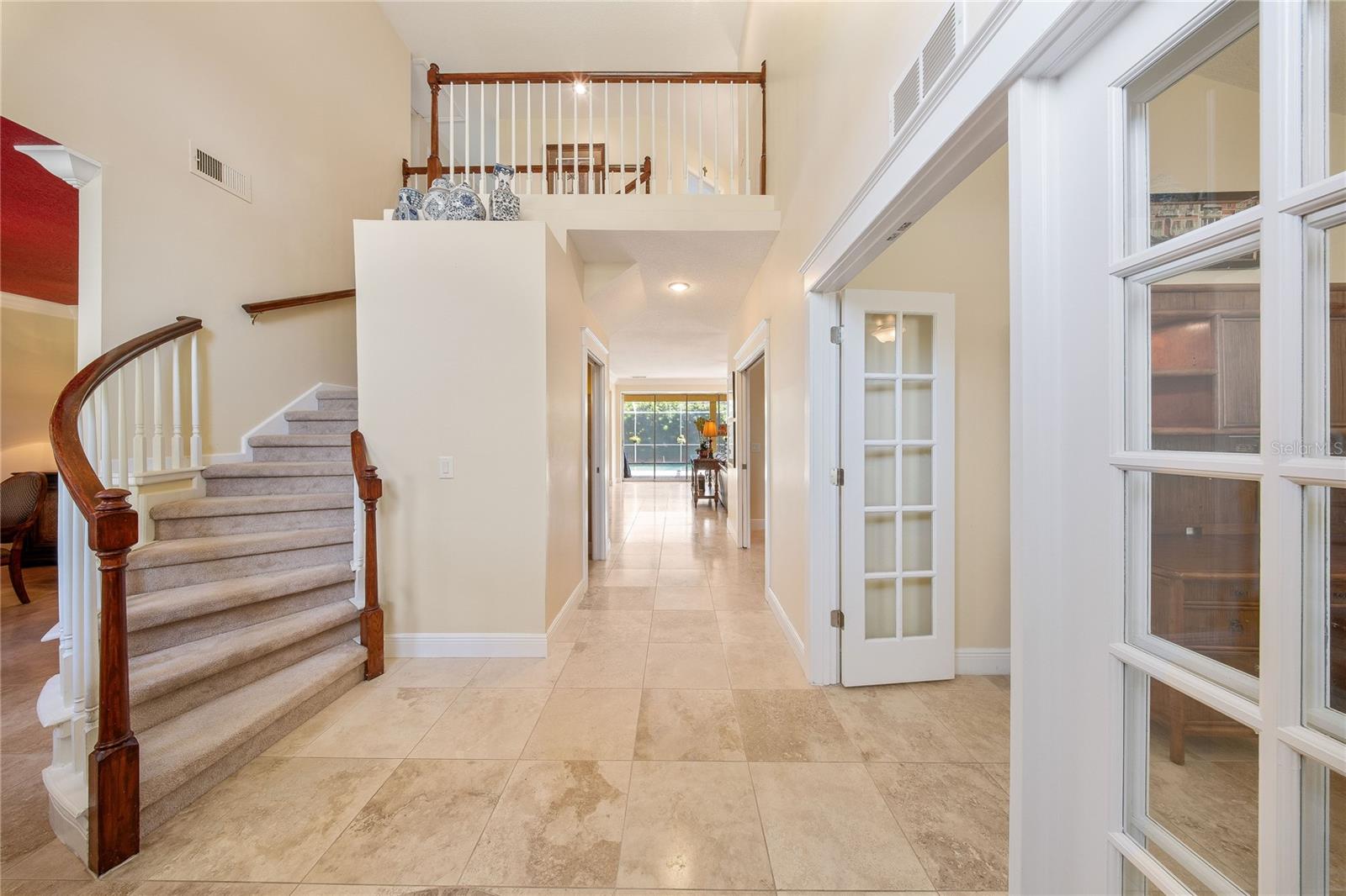 Image 6 of 59 For 676 Oak Hollow Way