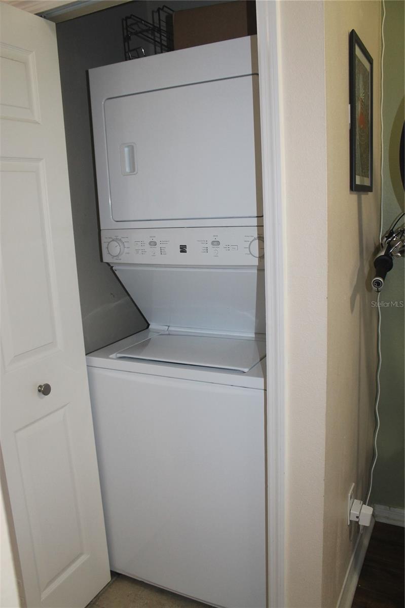 Image 10 of 22 For 4960 Tangerine Ave. Unit #4960  N-a