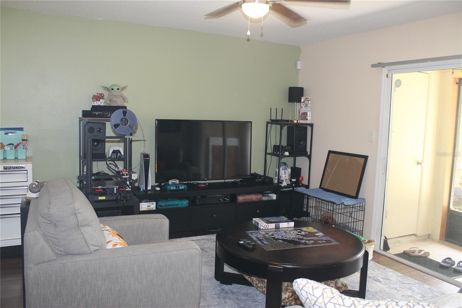 Image 11 of 22 For 4960 Tangerine Ave. Unit #4960  N-a