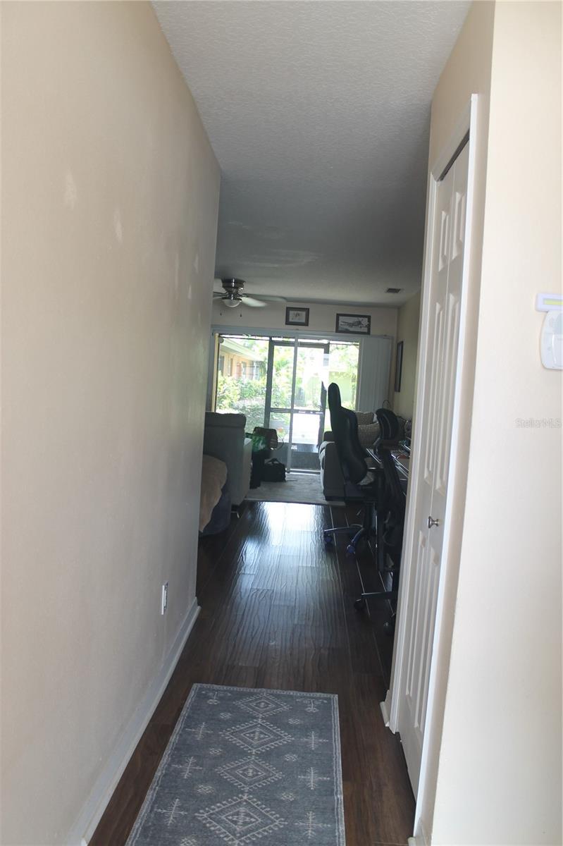 Image 2 of 22 For 4960 Tangerine Ave. Unit #4960  N-a