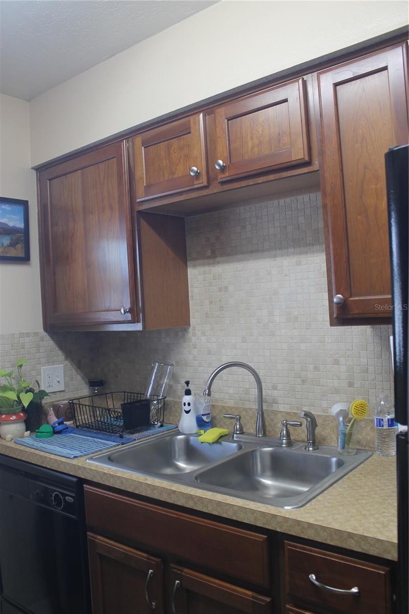 Image 8 of 22 For 4960 Tangerine Ave. Unit #4960  N-a