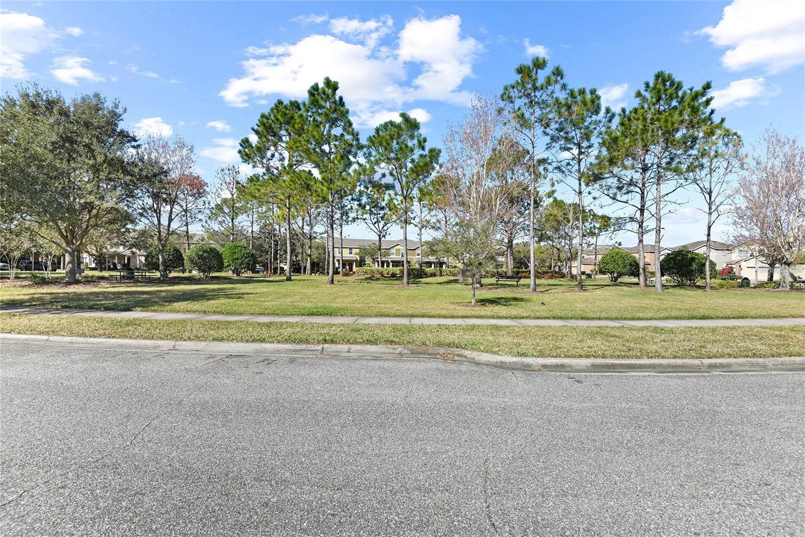 Image 70 of 74 For 9141 Oak Commons Way