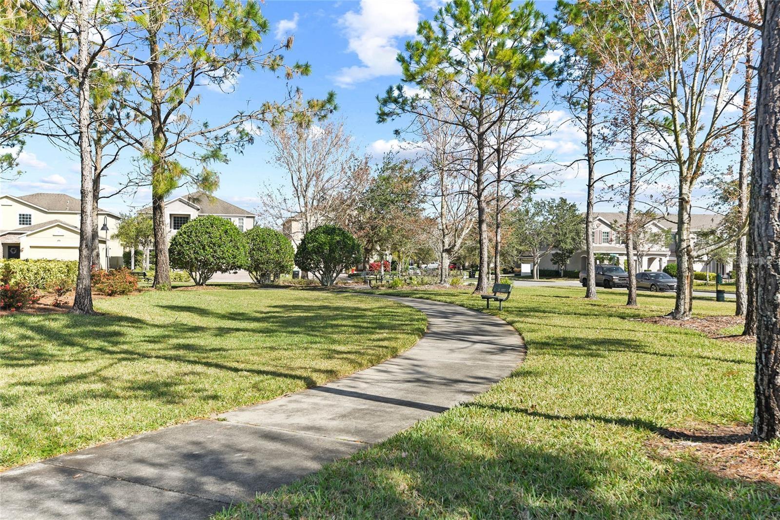 Image 72 of 74 For 9141 Oak Commons Way