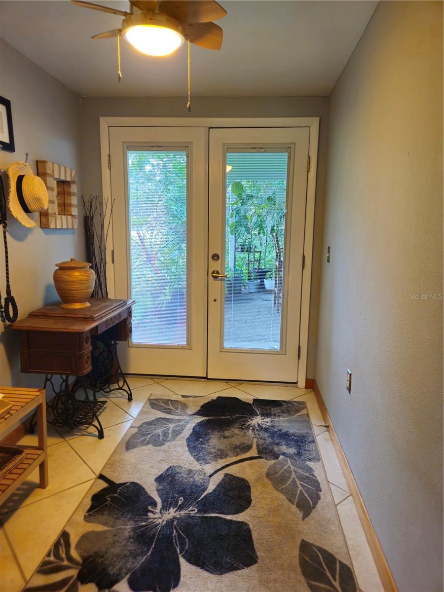 Image 16 of 46 For 1530 Oakhurst Drive