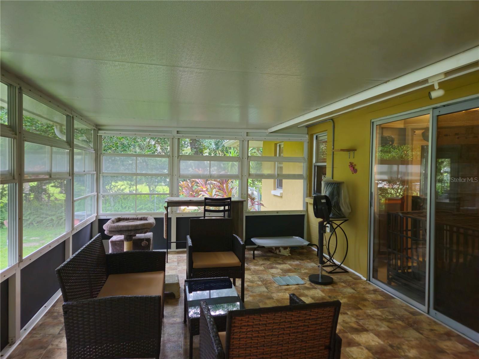 Image 37 of 46 For 1530 Oakhurst Drive