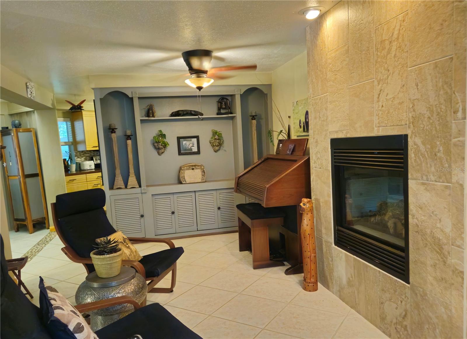 Image 6 of 46 For 1530 Oakhurst Drive
