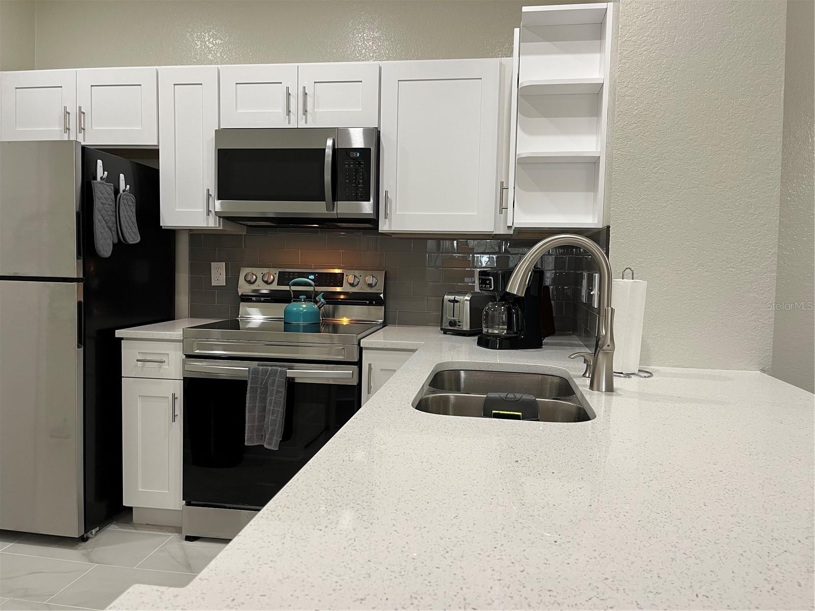 Image 5 of 37 For 8921 Legacy Court 308