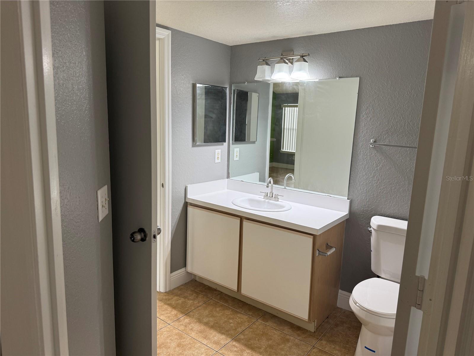 Image 9 of 12 For 2217 Grand Cayman Court 1233