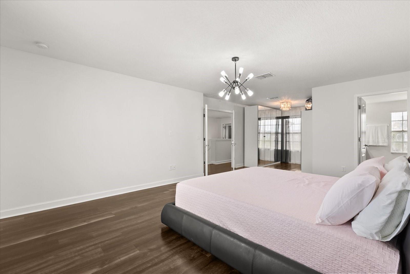 Image 31 of 43 For 3046 Youngford Street