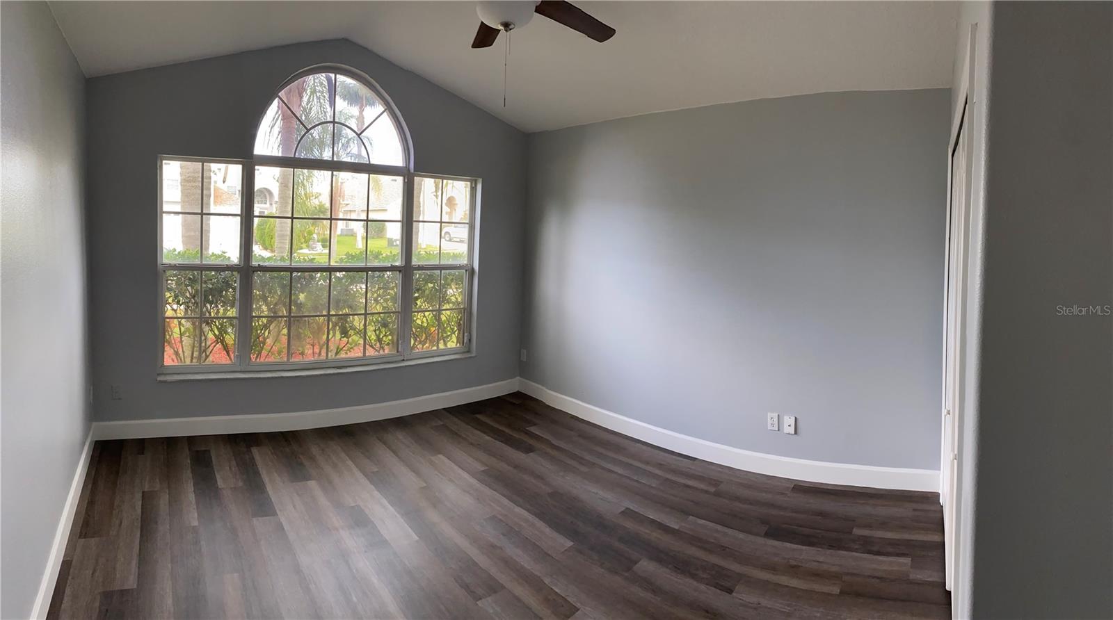 Image 16 of 30 For 15727 Bay Vista Drive