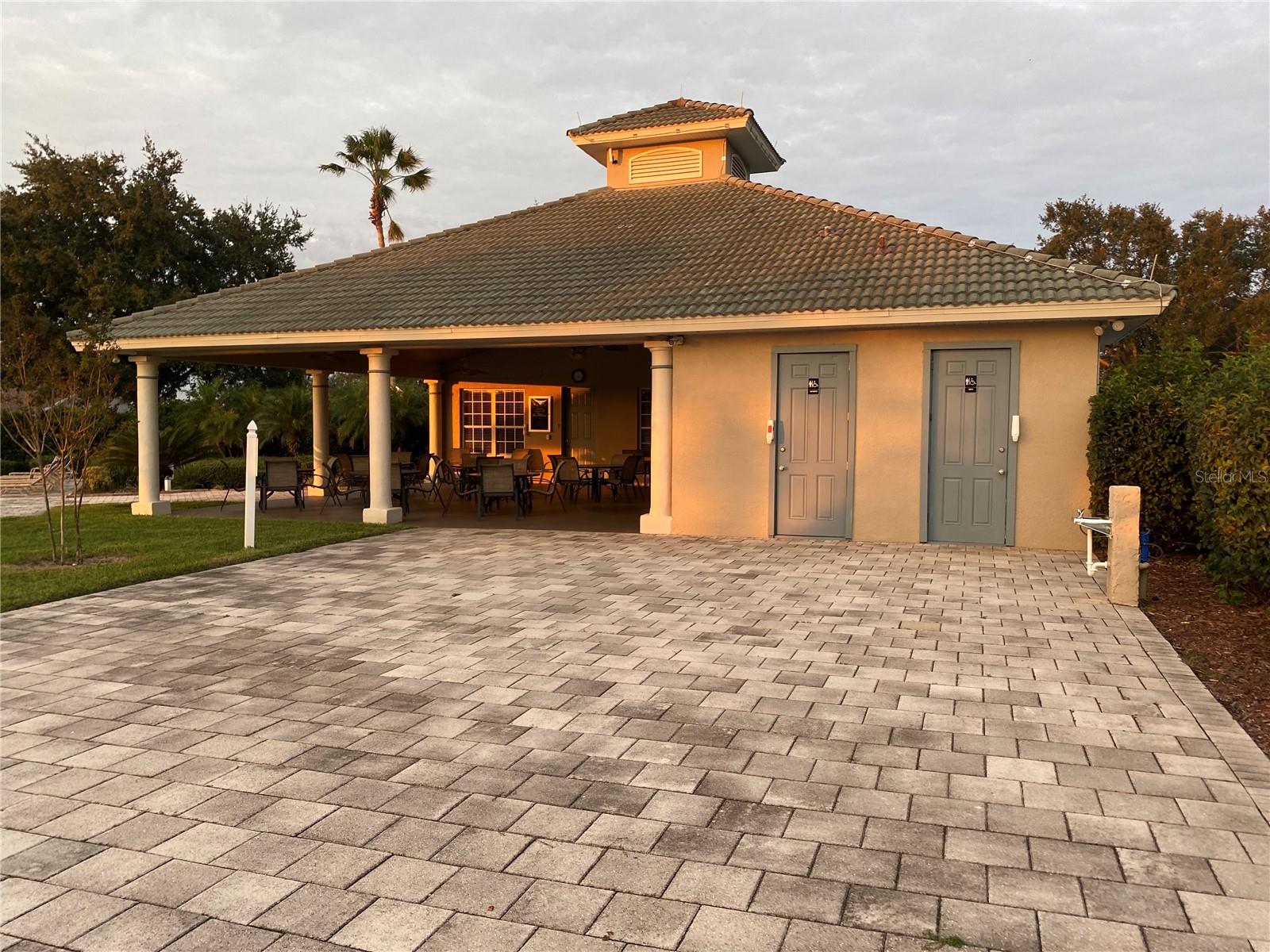 Image 21 of 30 For 15727 Bay Vista Drive