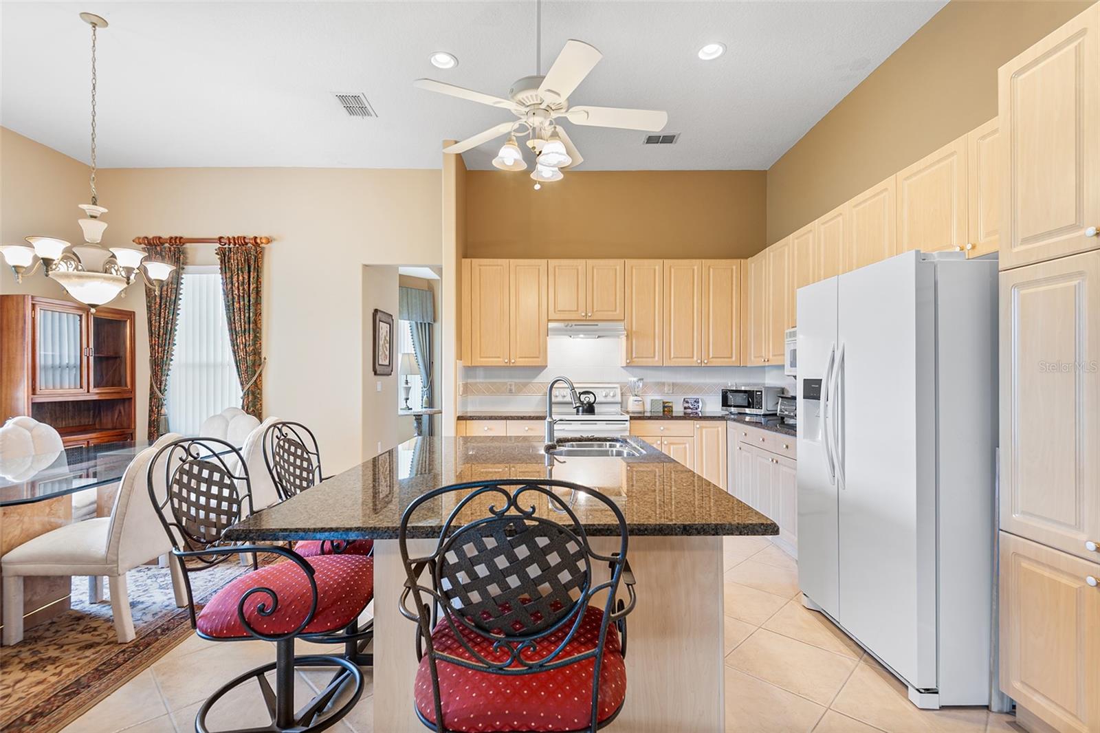 Image 17 of 41 For 2817 Falcon Ridge
