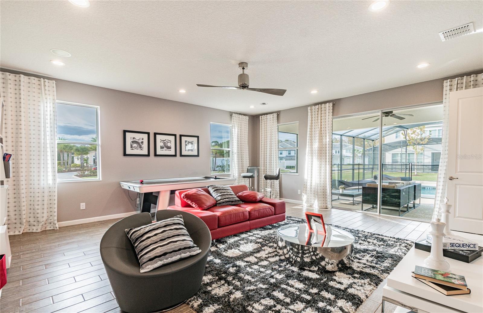 Image 14 of 63 For 3881 Sonoma Boulevard