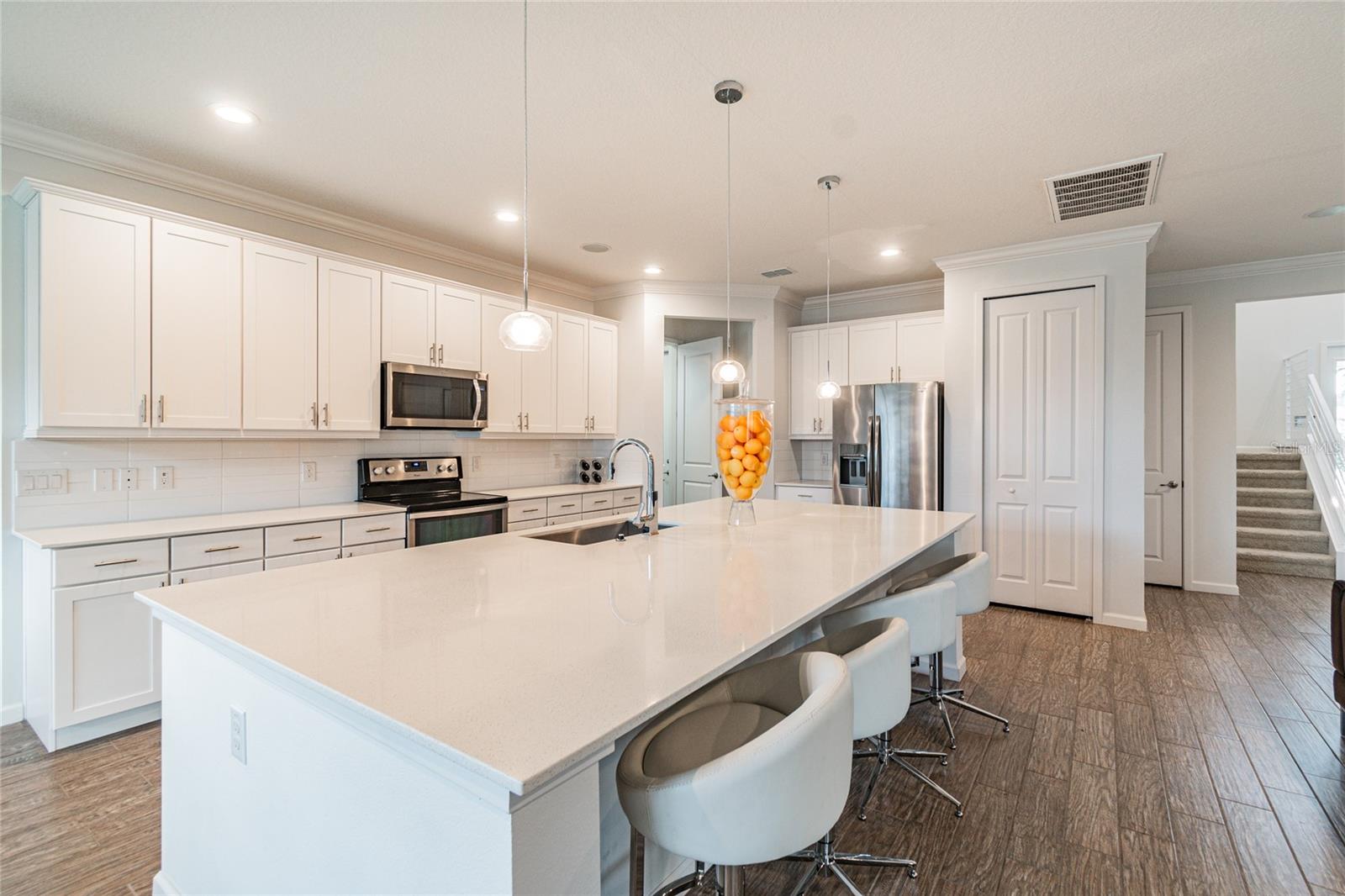 Image 17 of 63 For 3881 Sonoma Boulevard