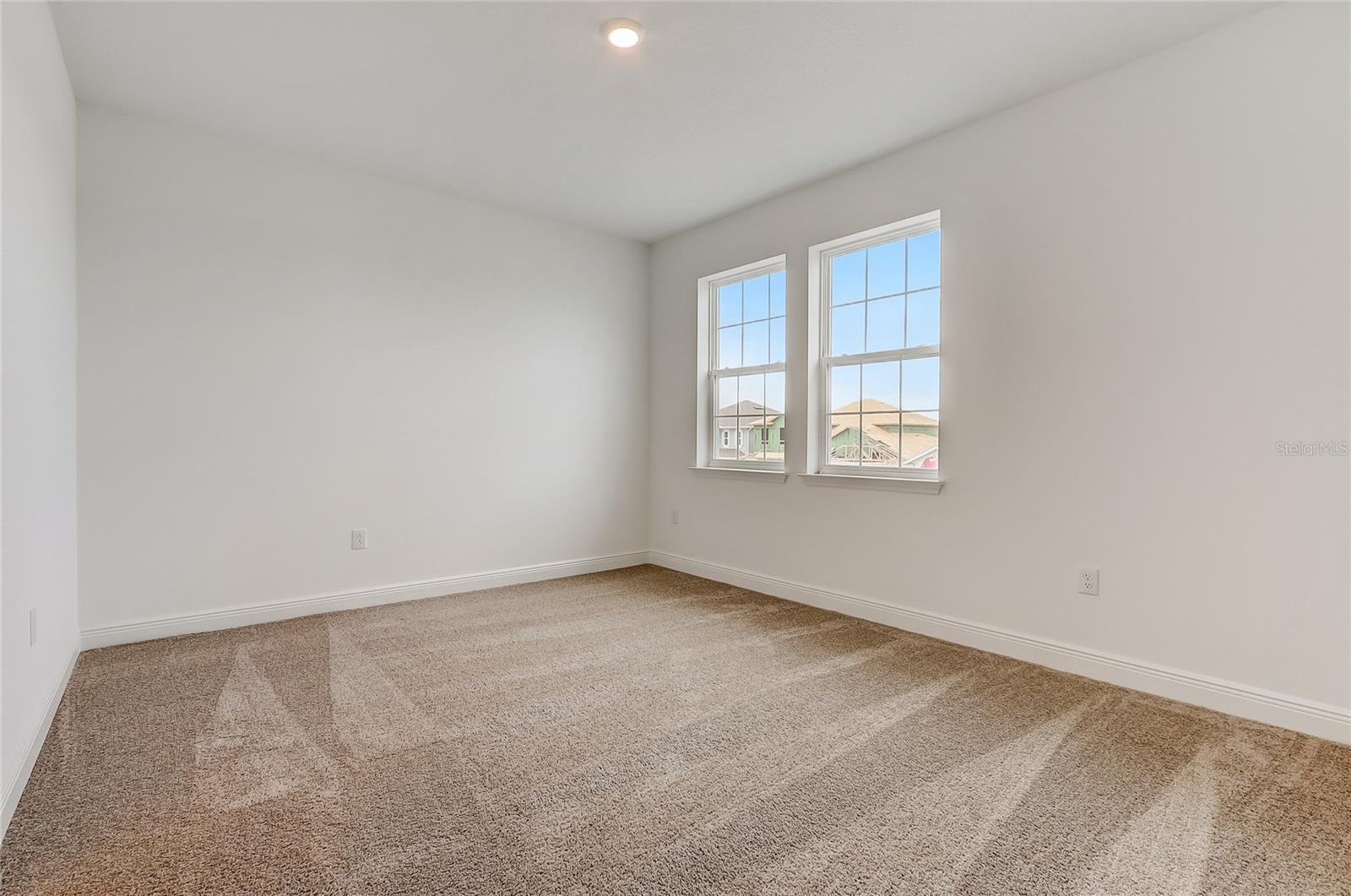 Image 45 of 59 For 18964 Rawson Street