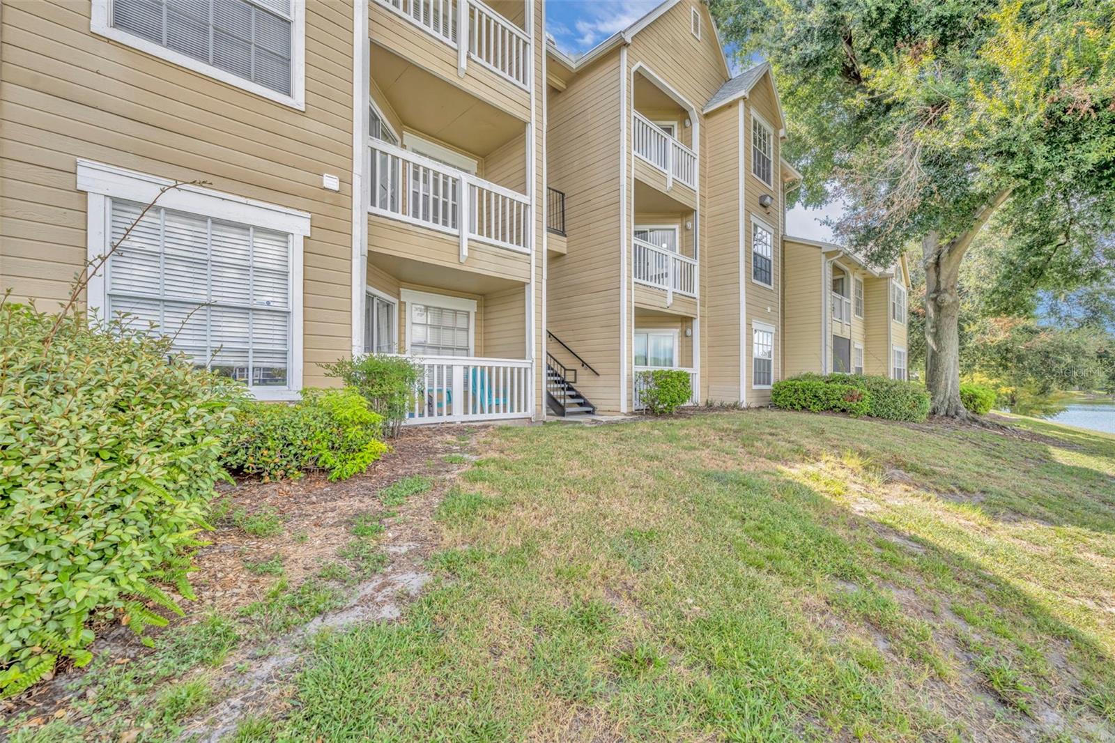 Image 6 of 16 For 1065 S Hiawassee Rd  1416