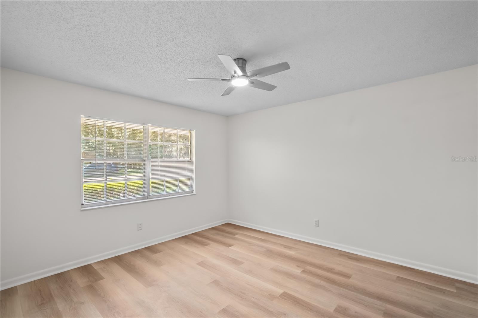 Image 16 of 33 For 3571 22nd Avenue