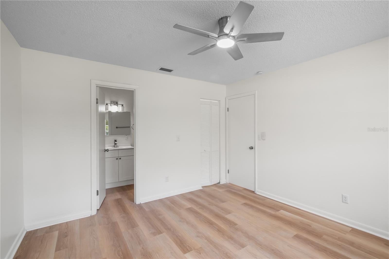 Image 17 of 33 For 3571 22nd Avenue