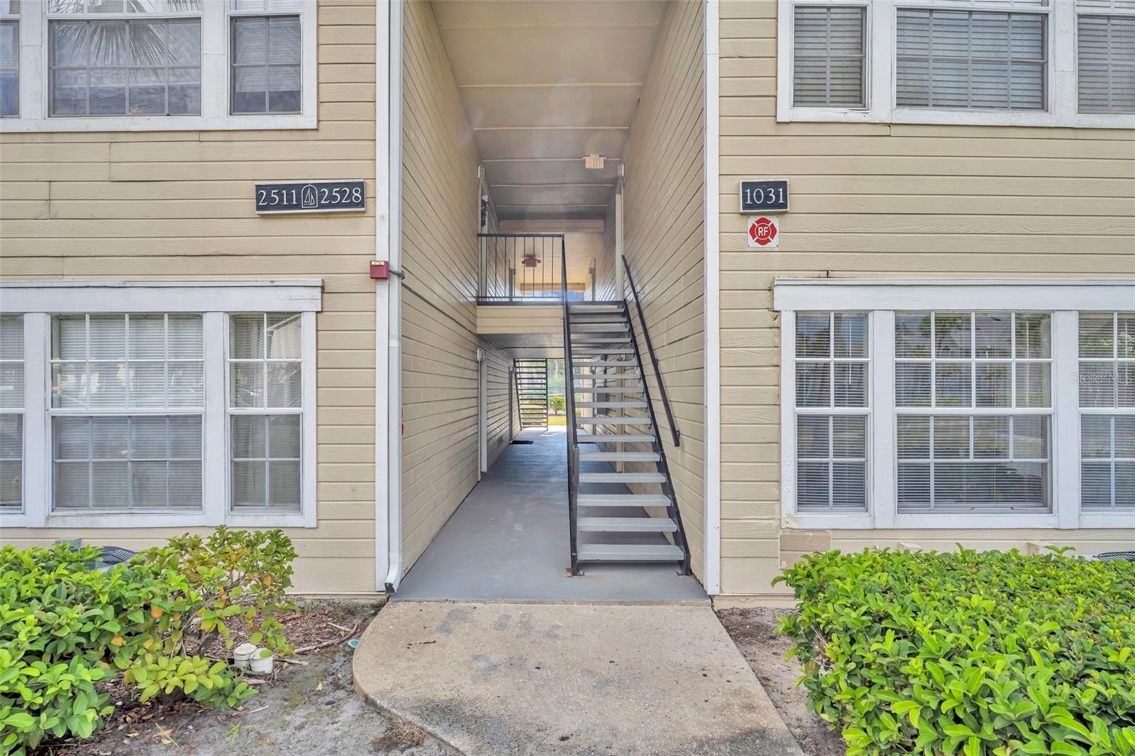 Image 3 of 13 For 1031 S Hiawassee Rd  2524
